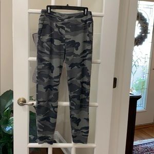 Splendid Camo Joggers, Size Med